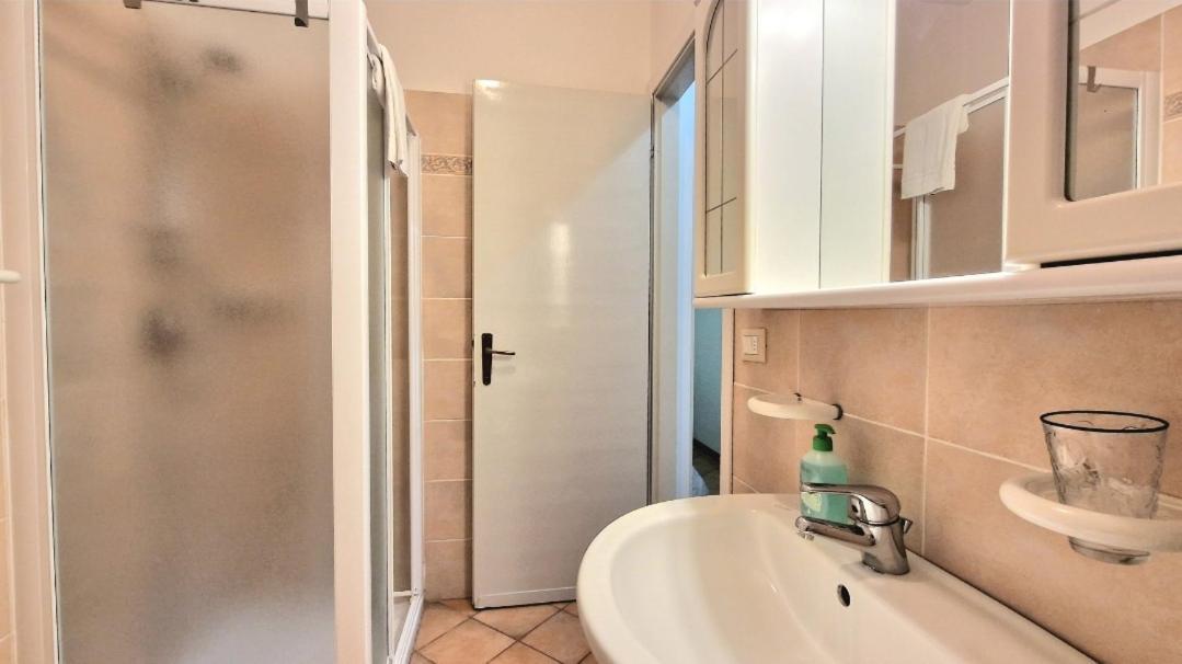 Chiara Pool Apartment Бардоліно Екстер'єр фото