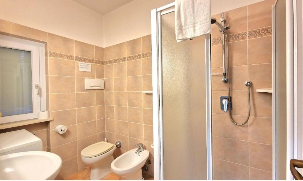 Chiara Pool Apartment Бардоліно Екстер'єр фото
